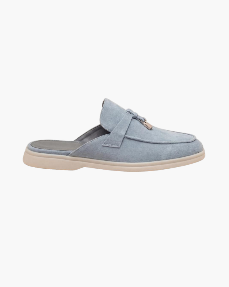 Mule in camoscio blu cielo in stile mediterraneo