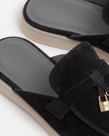 Mule Mediterranee in Camoscio Nero