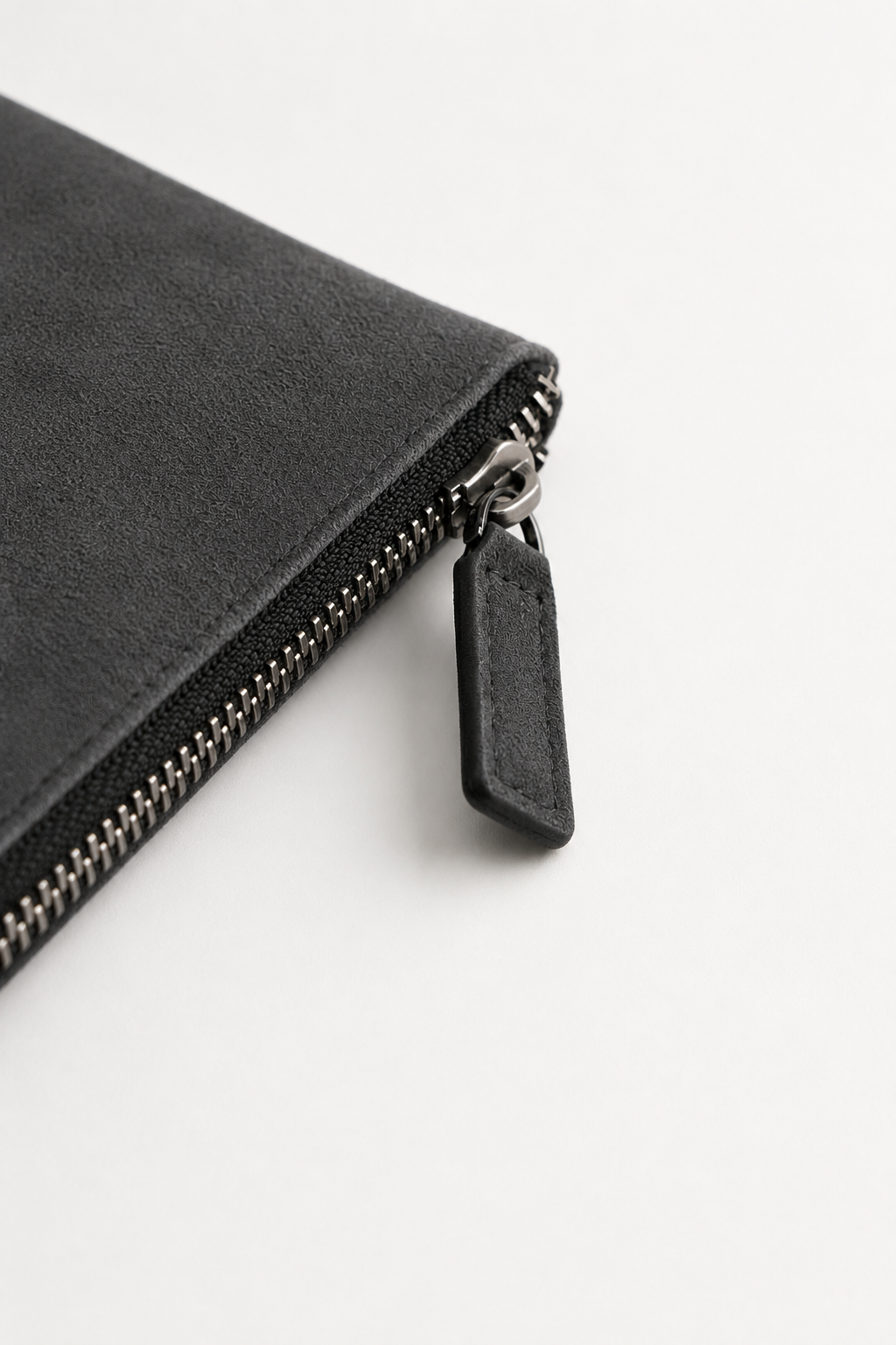 Borsa Clutch Alcantara Grigio Scuro