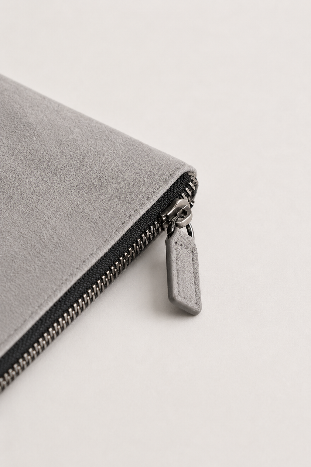 Borsa a Clutch Alcantara Mondstein Grigio