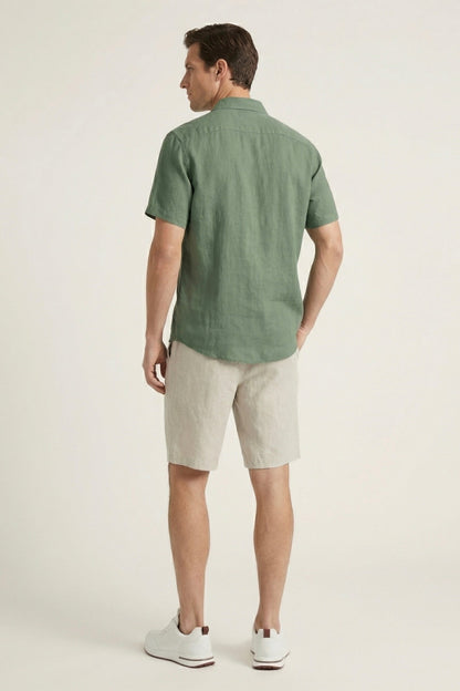 Camicia e Pantaloni Corti in Lino Verde/Beige