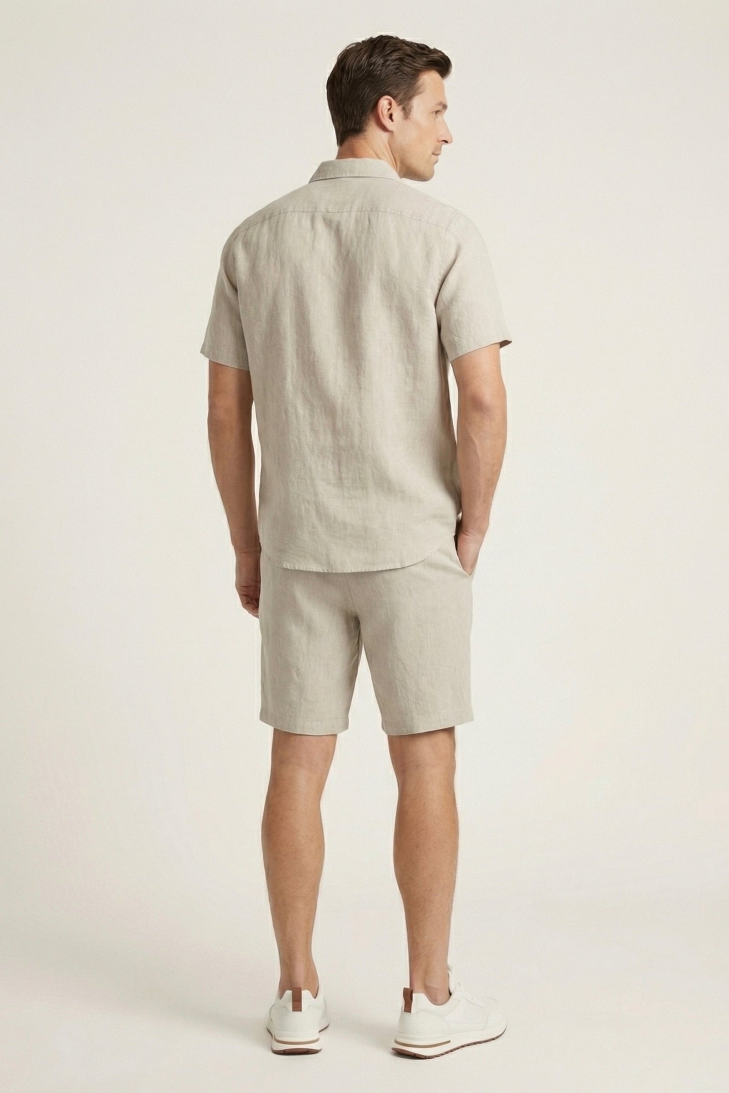 Camicia e Pantaloni Corti in Lino Beige