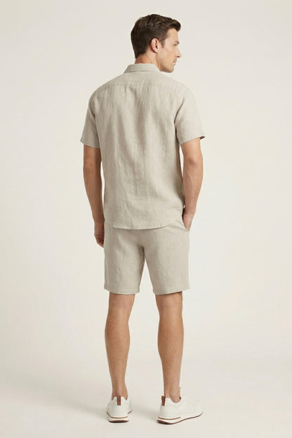Camicia e Pantaloni Corti in Lino Beige