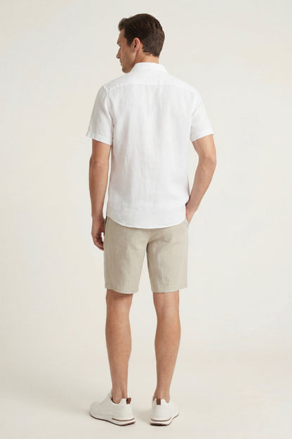 Camicia e Pantaloni Corti in Lino Bianco/Beige