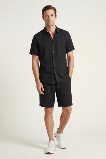 Camicia e pantaloni corti in lino neri di Verona